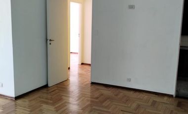 DEPARTAMENTO 4 AMBIENTES USO PROFESIONAL