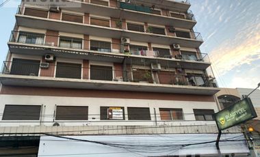 DEPARTAMENTO 4 AMBIENTES USO PROFESIONAL