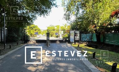 Casa en venta apto crédito hipotecario. Barrio Cerrado