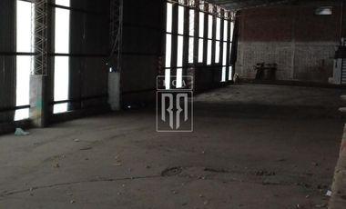 Alquiler GALPON con oficinas sobre  RUTA 7 - CENTENARIO