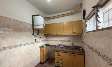 PH cuatro ambientes con terraza en Alquiler Sin expensas