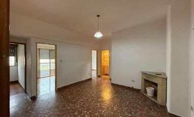 PH cuatro ambientes con terraza en Alquiler Sin expensas