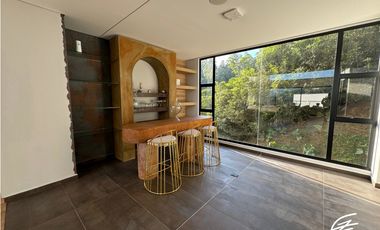 CASA EN LAS PALMAS, MEDELLN
