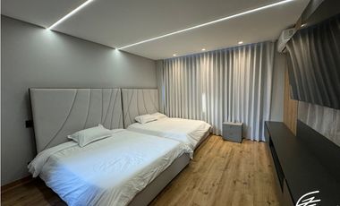 CASA EN LAS PALMAS, MEDELLN