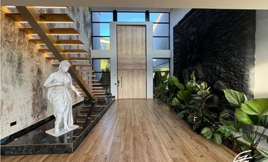 CASA EN LAS PALMAS, MEDELLN