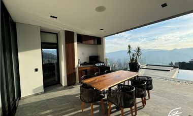 CASA EN LAS PALMAS, MEDELLN