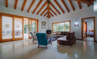 FINCA PARA LA VENTA EN SAN JERÓNIMO, ANTIOQUIA