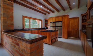 FINCA PARA LA VENTA EN SAN JERÓNIMO, ANTIOQUIA