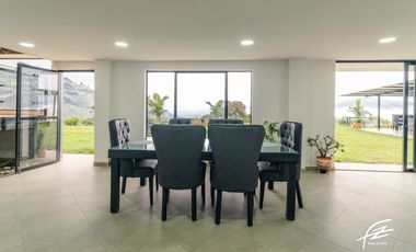 CASA CAMPESTRE EN NORTEAMÉRICA, ANTIOQUIA