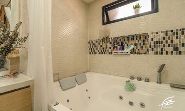 CASA EN VENTA EN BELÉN LA MOTA, MEDELLN