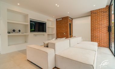CASA CAMPESTRE EN VENTA EN SAN JERONIMO, ANTIOQUIA