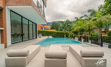 CASA CAMPESTRE EN VENTA EN SAN JERONIMO, ANTIOQUIA