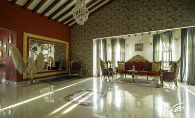 MANSIÓN EN VENTA EN MARINILLA, ANTIOQUIA