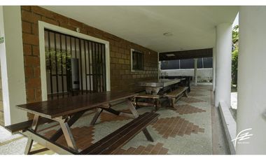 FINCA EN VENTA EN SAN JERONIMO, ANTIOQUIA