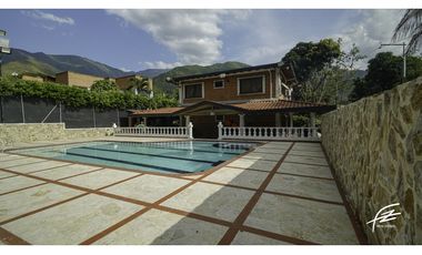 FINCA EN VENTA EN SAN JERONIMO, ANTIOQUIA