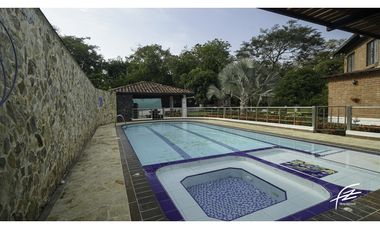 FINCA EN VENTA EN SAN JERONIMO, ANTIOQUIA