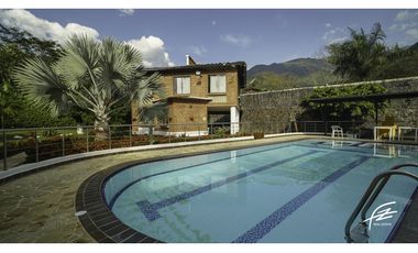 FINCA EN VENTA EN SAN JERONIMO, ANTIOQUIA
