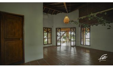 FINCA EN VENTA EN SAN JERONIMO, ANTIOQUIA