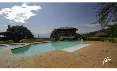 FINCA EN VENTA EN SAN JERONIMO, ANTIOQUIA