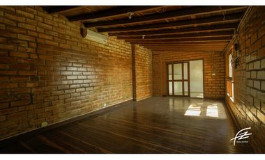 FINCA EN VENTA EN SAN JERONIMO, ANTIOQUIA