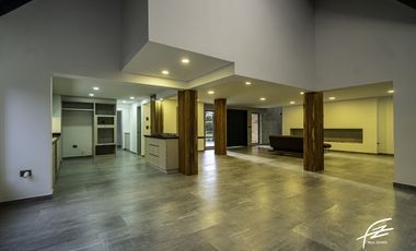 CASA CAMPESTRE EN VENTA EN LLANOGRANDE, ANTIOQUIA