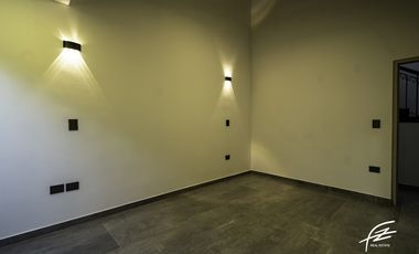 CASA CAMPESTRE EN VENTA EN LLANOGRANDE, ANTIOQUIA