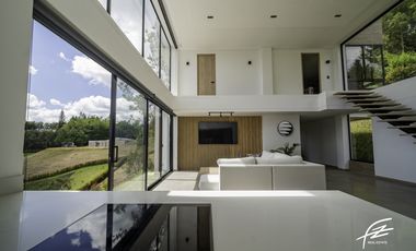 CASA CAMPESTRE EN VENTA EN GUARNE, ANTIOQUIA