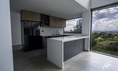 CASA CAMPESTRE EN VENTA EN GUARNE, ANTIOQUIA