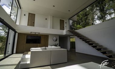 CASA CAMPESTRE EN VENTA EN GUARNE, ANTIOQUIA