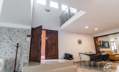 CASA EN VENTA EN LA COLA DEL ZORRO, MEDELLN