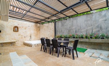 CASA EN VENTA EN LA COLA DEL ZORRO, MEDELLN