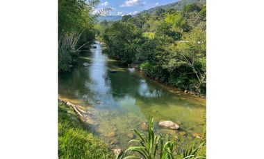 CASA CAMPESTRE EN VENTA EN SAN RAFAEL, ANTIOQUIA