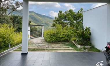 CASA CAMPESTRE EN VENTA EN SAN RAFAEL, ANTIOQUIA