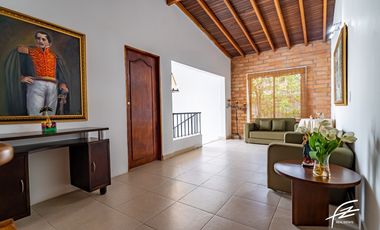FINCA EN VENTA EN SAN JERONIMO, ANTIOQUIA