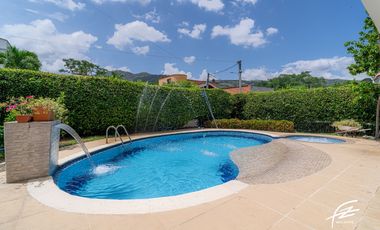 FINCA EN VENTA EN SAN JERONIMO, ANTIOQUIA