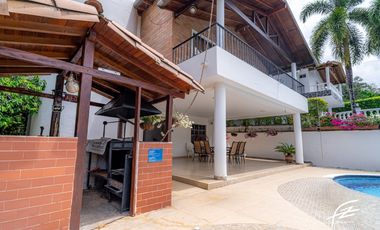 FINCA EN VENTA EN SAN JERONIMO, ANTIOQUIA