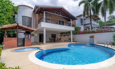 FINCA EN VENTA EN SAN JERONIMO, ANTIOQUIA