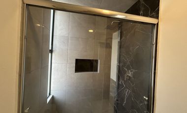 VENTA DE CASA EN FRACCIONAMIENTO EL SUSPIRO, ATRÁS DE PLAZA SAN DIEGO 4R