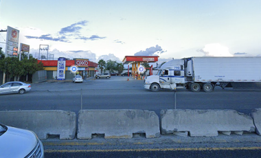 TERRENO INDUSTRIAL/COMERCIAL EN RENTA