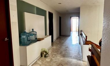 CASA EN VENTA EN LOMAS DE GUEVARA