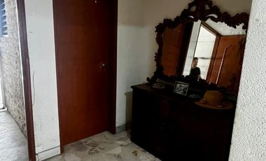 CASA EN VENTA EN LOMAS DE GUEVARA