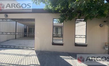 Casa en venta en la Colonia Anáhuac, San Nicolás de los Garza, Nuevo León