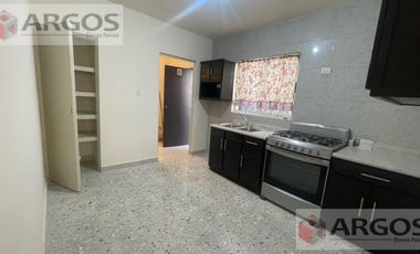 Casa en venta en la Colonia Anáhuac, San Nicolás de los Garza, Nuevo León