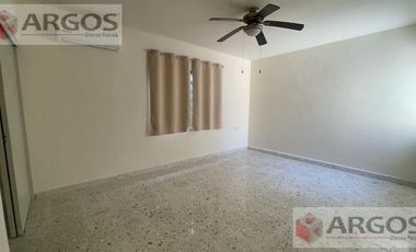 Casa en venta en la Colonia Anáhuac, San Nicolás de los Garza, Nuevo León