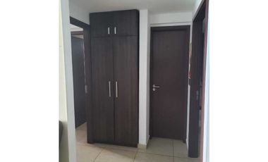  VENTA DE APARTAMENTO  PH TERRAZAS DEL REY 

2R 2B