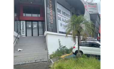 EN VENTA  LOCAL COMERCIAL 2730M EN EL DORADO DOS NIVELES