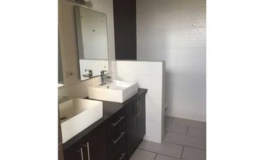 EN VENTA/ ALQUILER APARTAMENTO 3REC+3B PACFIC COAST