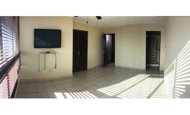 EN VENTA/ ALQUILER APARTAMENTO 3REC+3B PACFIC COAST