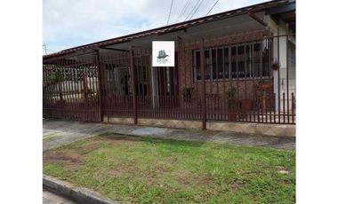 EN VENTA CASA EN BETANIA 8REC 6B