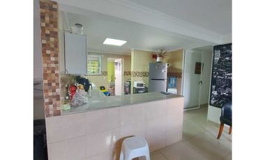 EN VENTA CASA EN BETANIA 8REC 6B